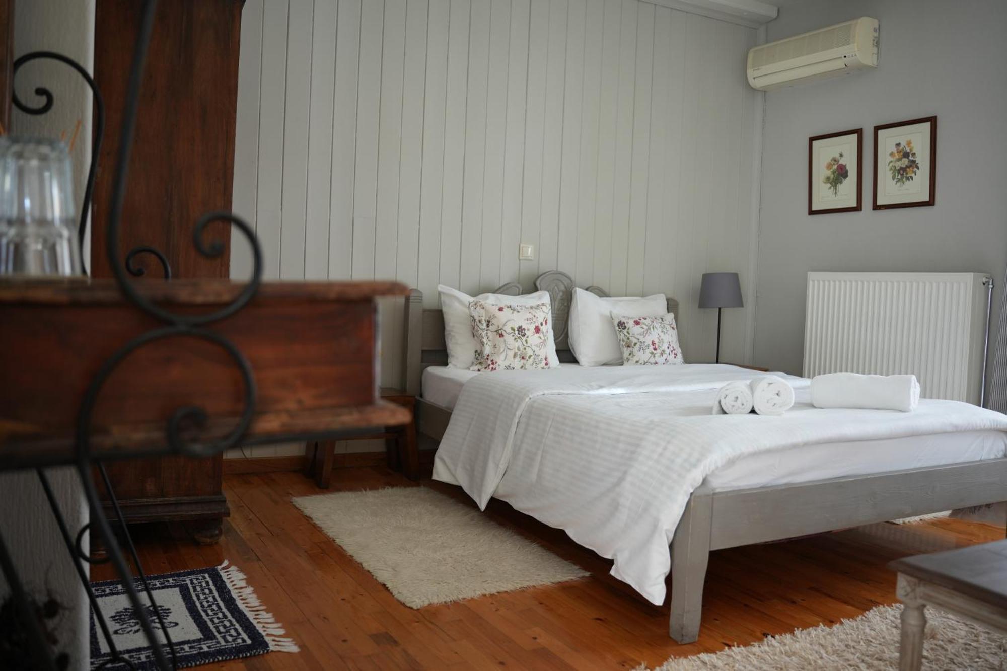 Guesthouse Doma Est 1991 Arachova Dış mekan fotoğraf