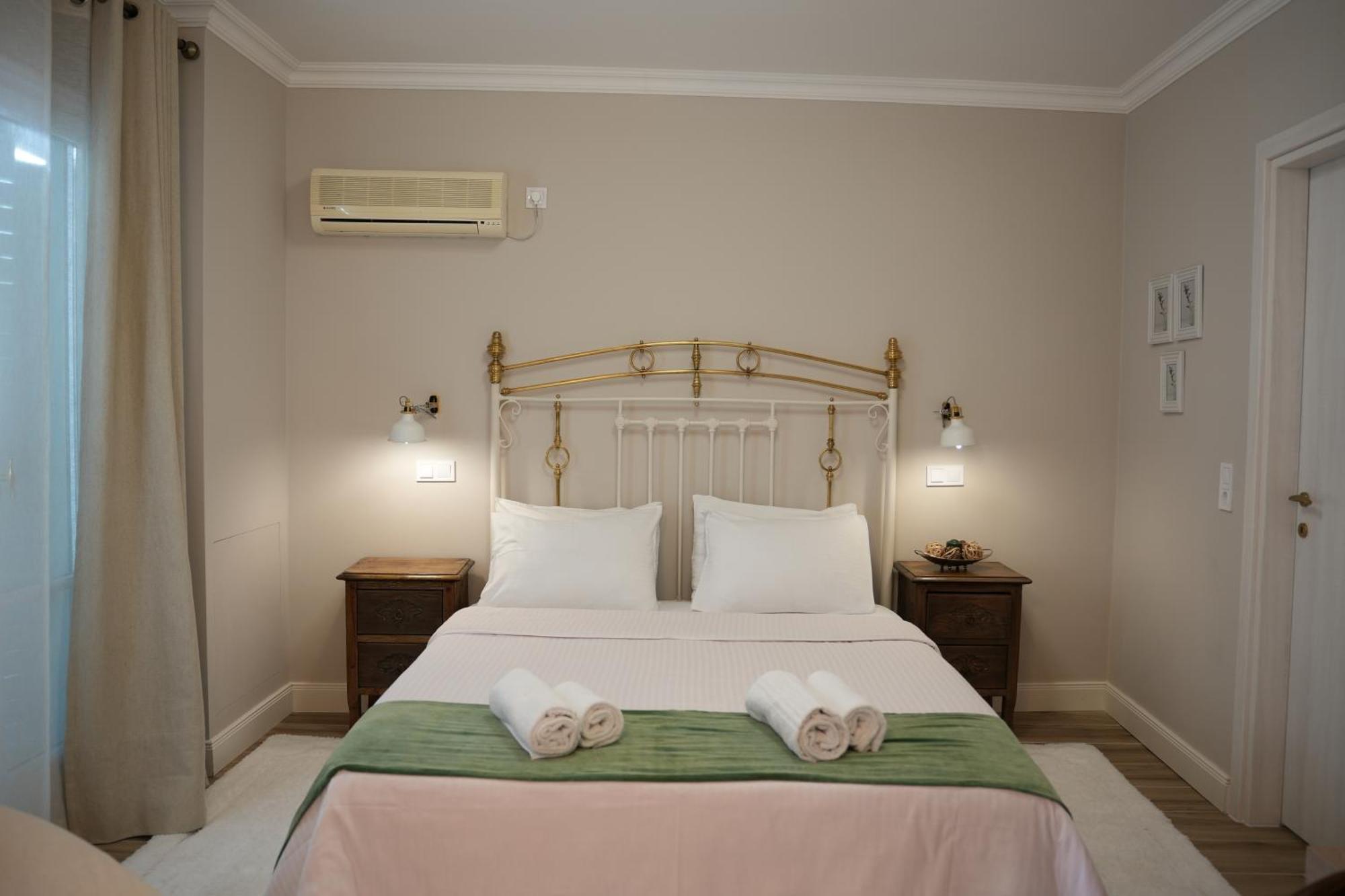 Guesthouse Doma Est 1991 Arachova Dış mekan fotoğraf