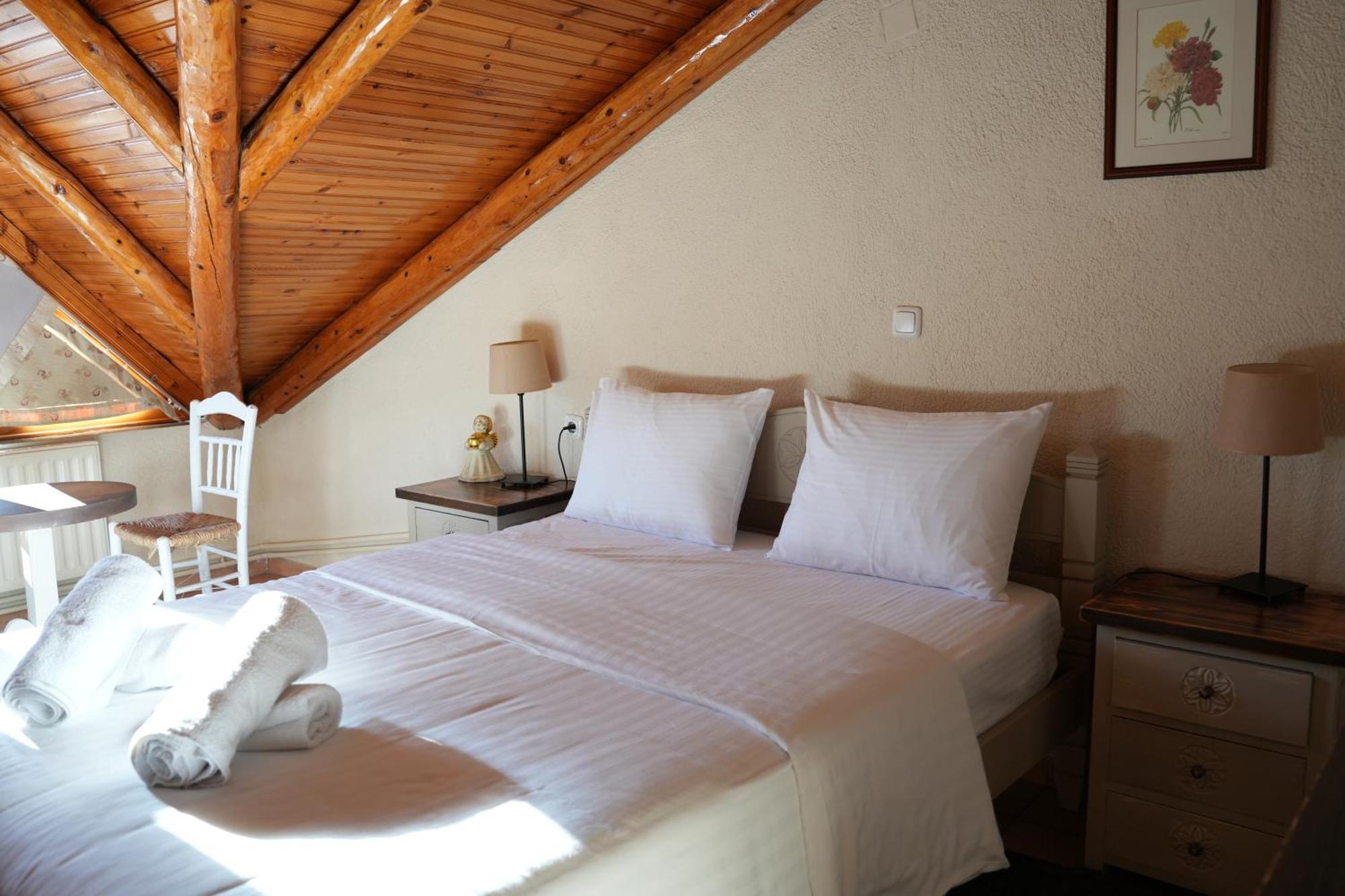 Guesthouse Doma Est 1991 Arachova Dış mekan fotoğraf