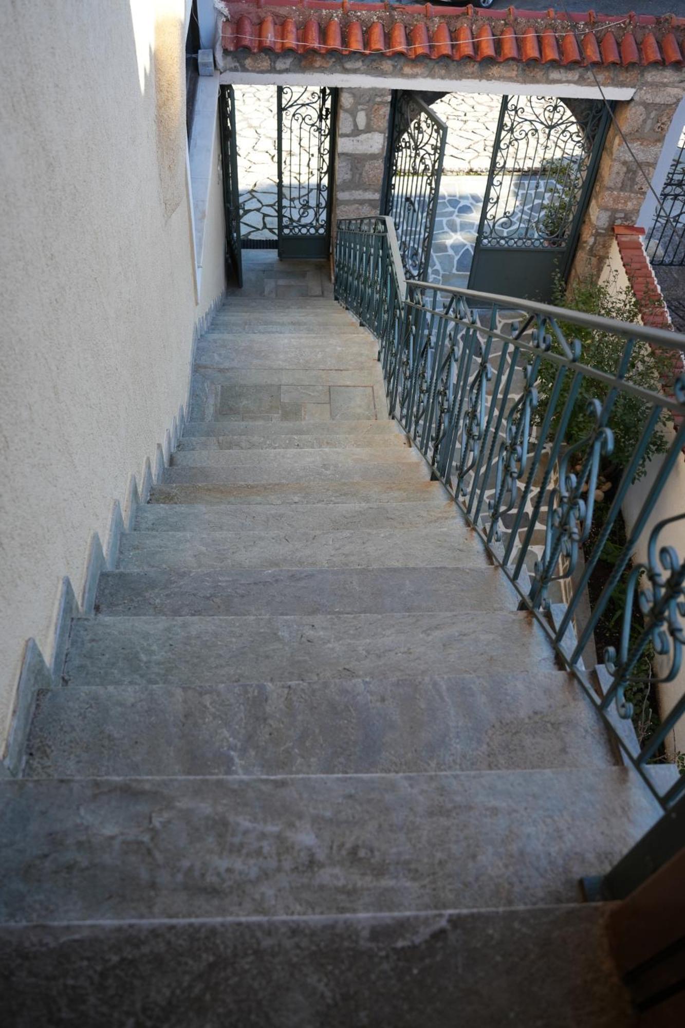 Guesthouse Doma Est 1991 Arachova Dış mekan fotoğraf