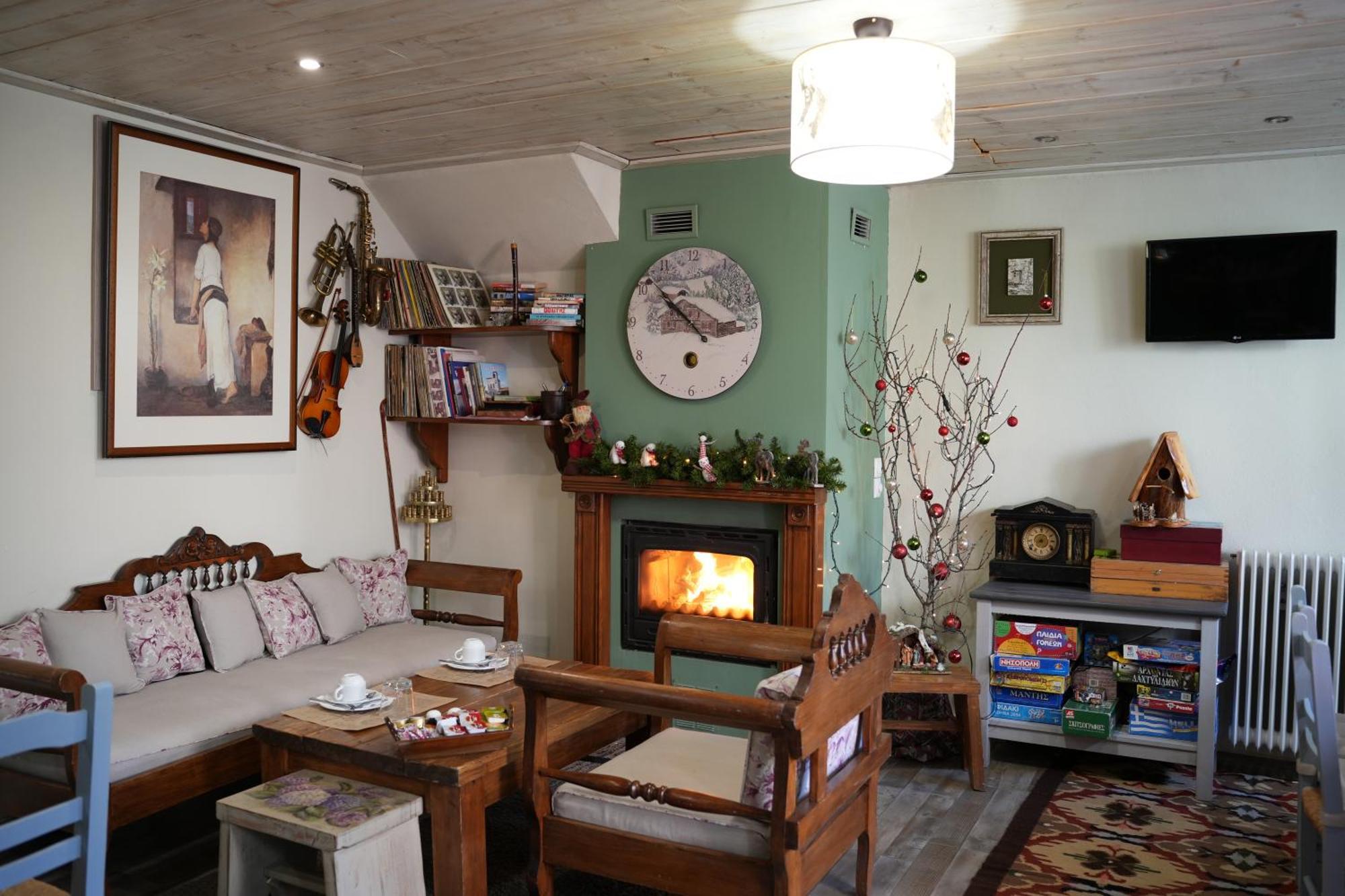 Guesthouse Doma Est 1991 Arachova Dış mekan fotoğraf